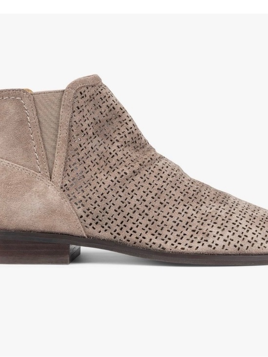NYDJ Shoes - $169 NWOB NYDJ NF Concettapo Jeans 10M Women’s Taupe Perforated Leather boot